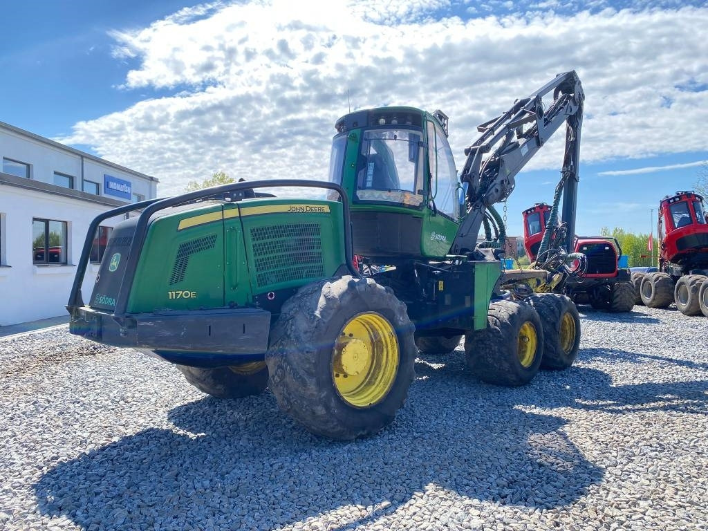 John Deere 1170 E - Peralatan pemanen: gambar 3 John Deere 1170 E - Peralatan pemanen: gambar 3