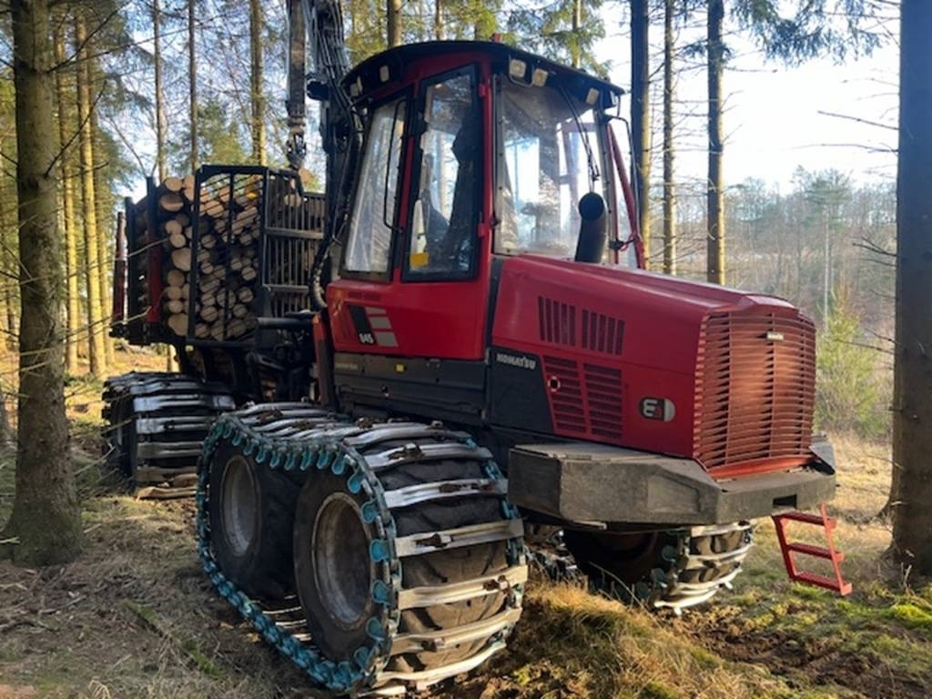 Komatsu 845 - Forwarder: gambar 1 Komatsu 845 - Forwarder: gambar 1