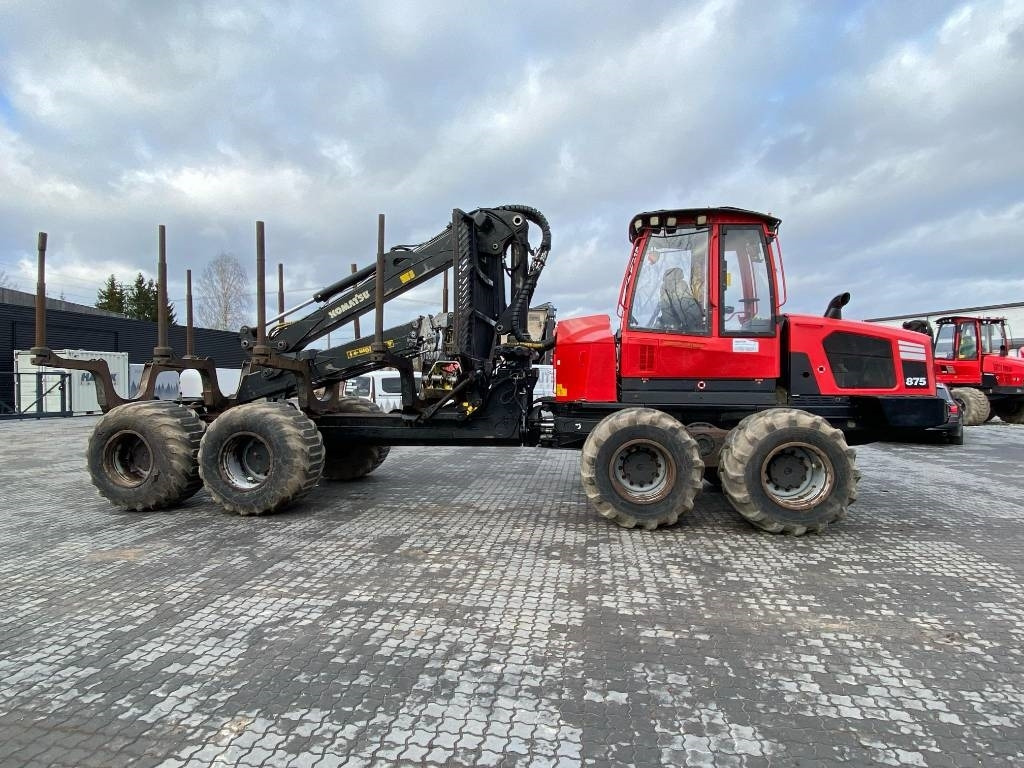 Komatsu 875 - Forwarder: gambar 3 Komatsu 875 - Forwarder: gambar 3