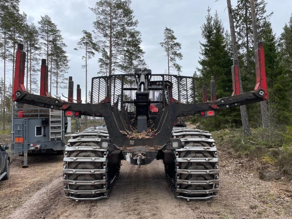 Komatsu 895 - Forwarder: gambar 4 Komatsu 895 - Forwarder: gambar 4