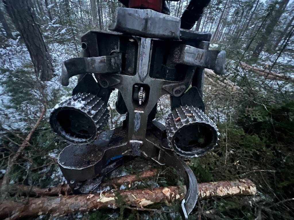 Komatsu 901xc - Peralatan pemanen: gambar 4 Komatsu 901xc - Peralatan pemanen: gambar 4