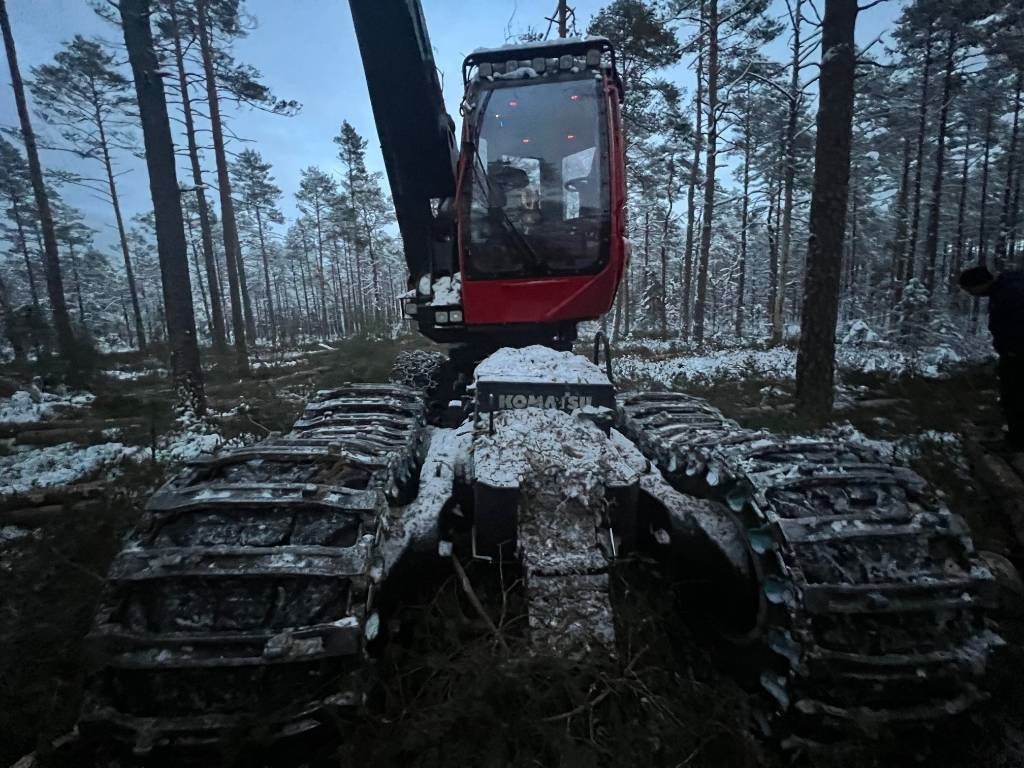 Komatsu 901xc - Peralatan pemanen: gambar 3 Komatsu 901xc - Peralatan pemanen: gambar 3