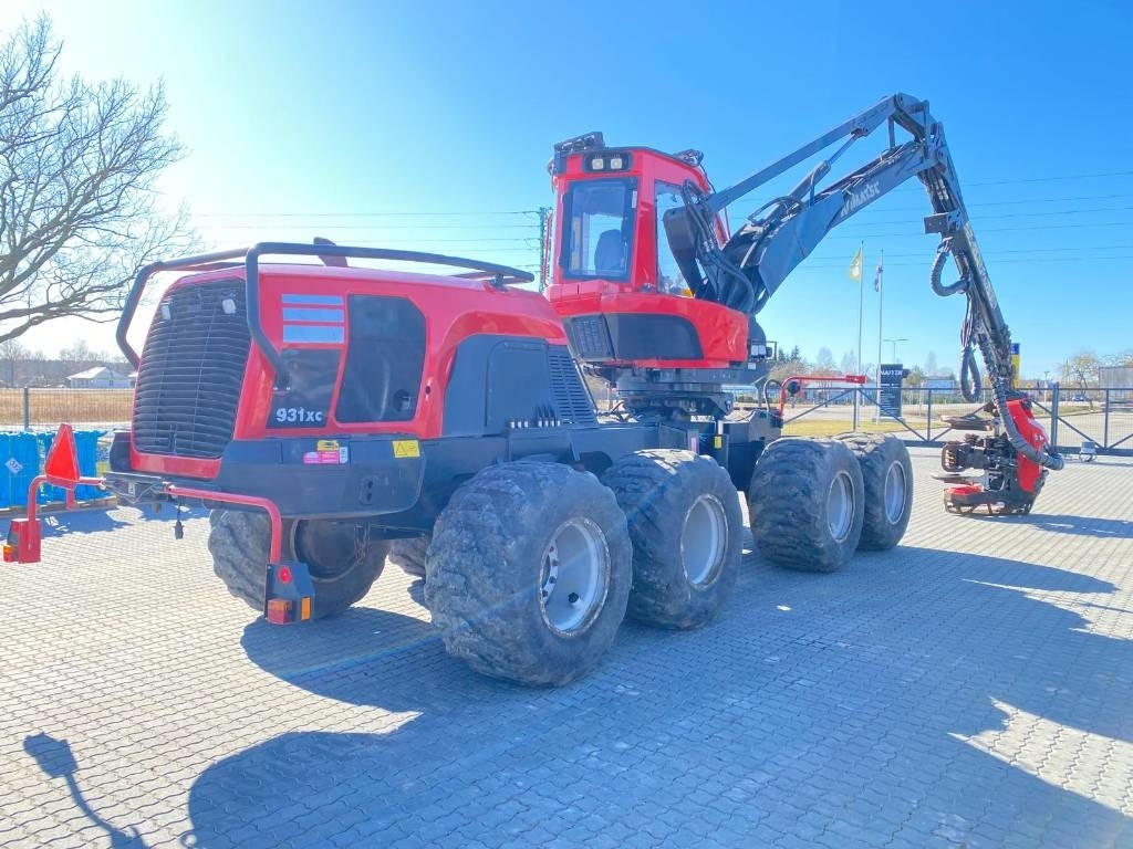 Komatsu 931 XC - Peralatan pemanen: gambar 4 Komatsu 931 XC - Peralatan pemanen: gambar 4
