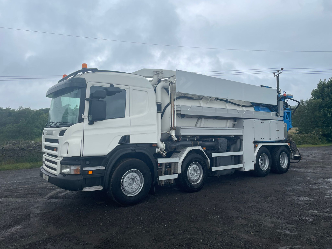 Scania P420 JHL combi tanker recykler - Truk vakum: gambar 2 Scania P420 JHL combi tanker recykler - Truk vakum: gambar 2
