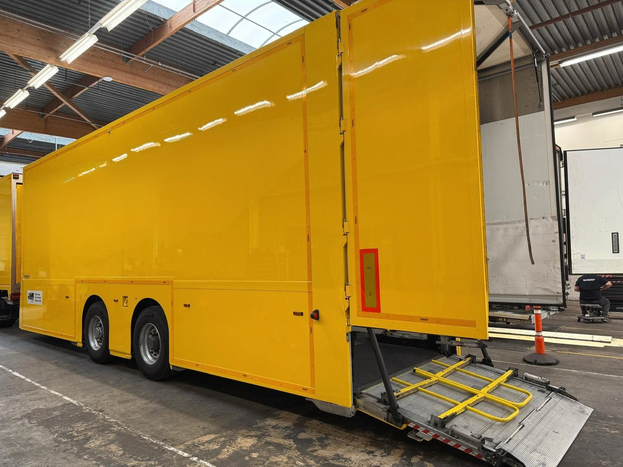 Burgers Doppelstock Anhänger 80% mehr Laden! - Trailer kotak tertutup: gambar 4 Burgers Doppelstock Anhänger 80% mehr Laden! - Trailer kotak tertutup: gambar 4