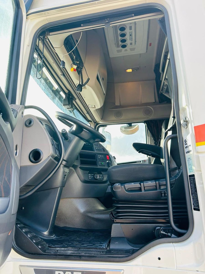 Truk dengan terpal samping DAF XF 480 FAN LowDeck 6x2 Jumbo Inklusive Anhänger: gambar 10