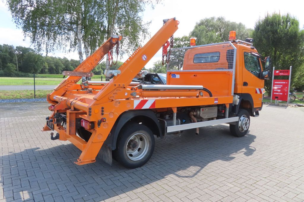 FUSO Canter 6 C 18 4x4 Kommunal Winterdienst - Truk skip loader: gambar 2 FUSO Canter 6 C 18 4x4 Kommunal Winterdienst - Truk skip loader: gambar 2