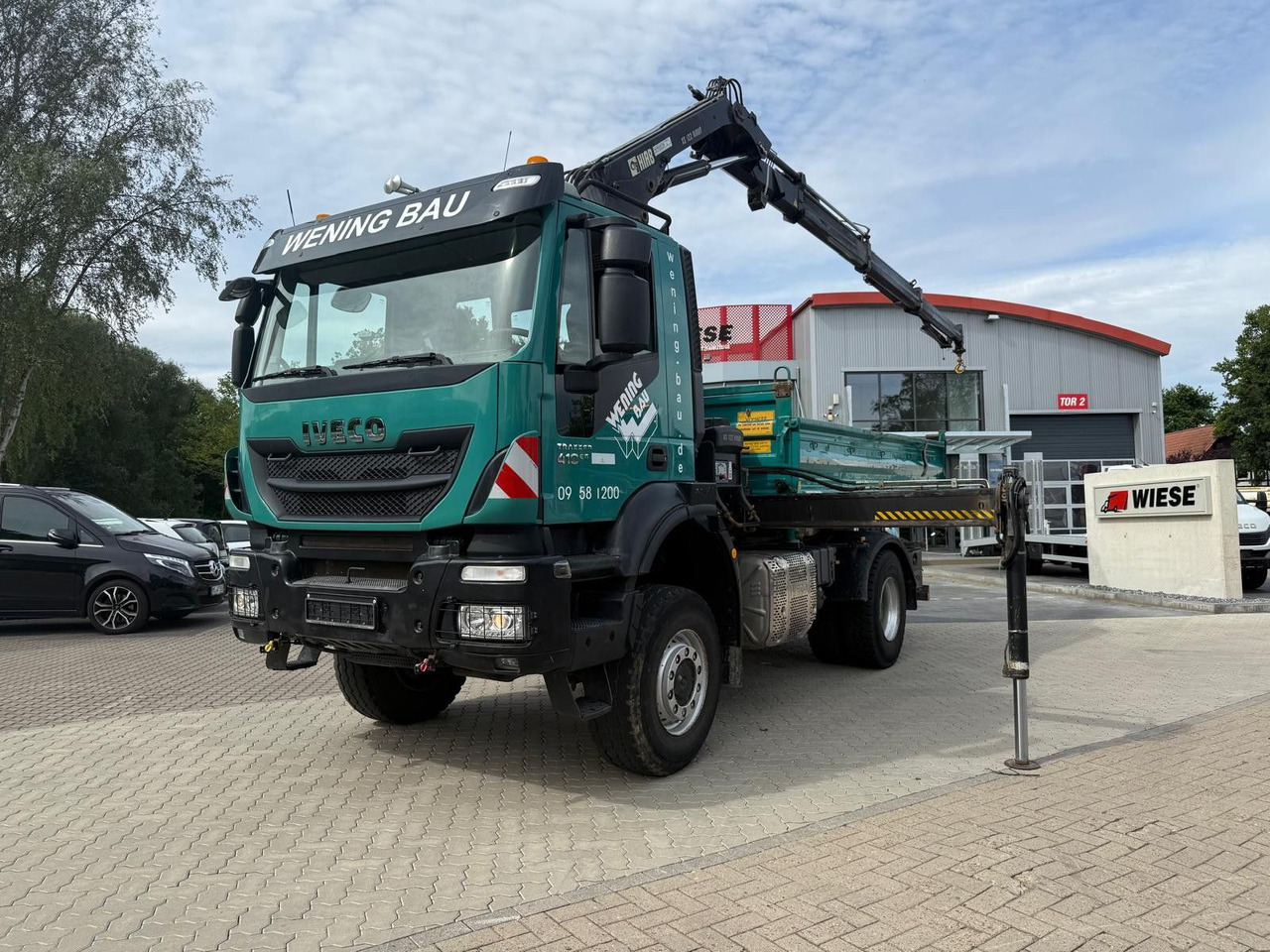 Iveco AD190 T/W Trakker 410 4x4 Allrad Kran KipperHIAB - Truk jungkit, Truk derek: gambar 1 Iveco AD190 T/W Trakker 410 4x4 Allrad Kran KipperHIAB - Truk jungkit, Truk derek: gambar 1