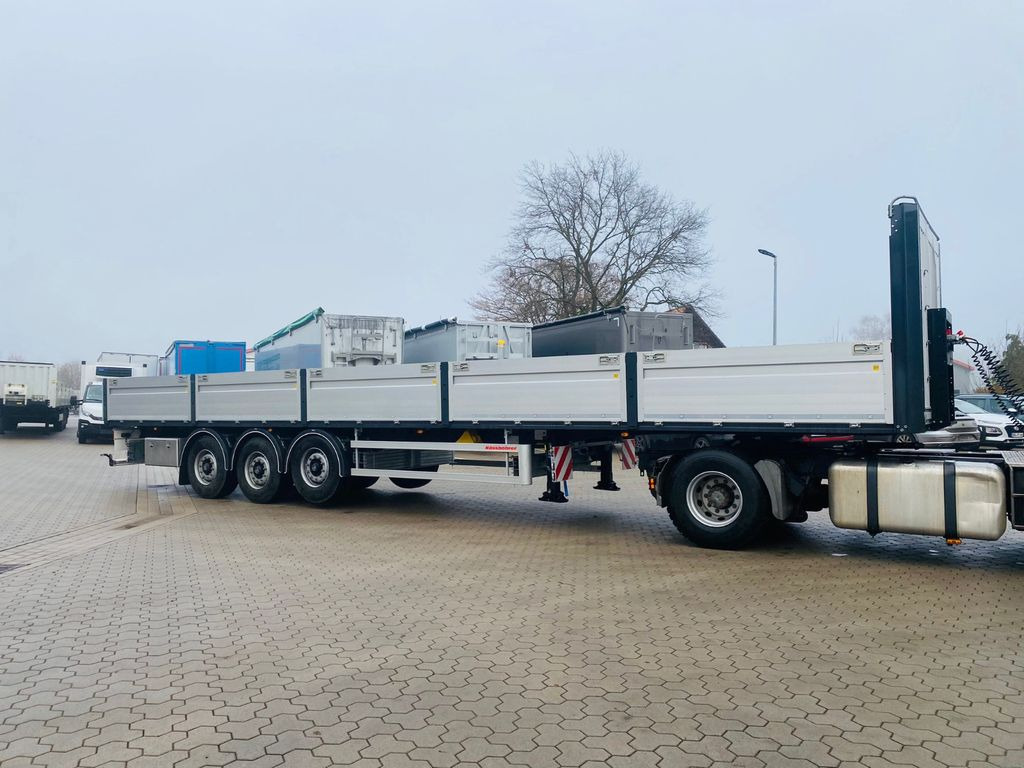 Kässbohrer Bordwandauflieger Twistlocks - Semi-trailer flatbed: gambar 2 Kässbohrer Bordwandauflieger Twistlocks - Semi-trailer flatbed: gambar 2