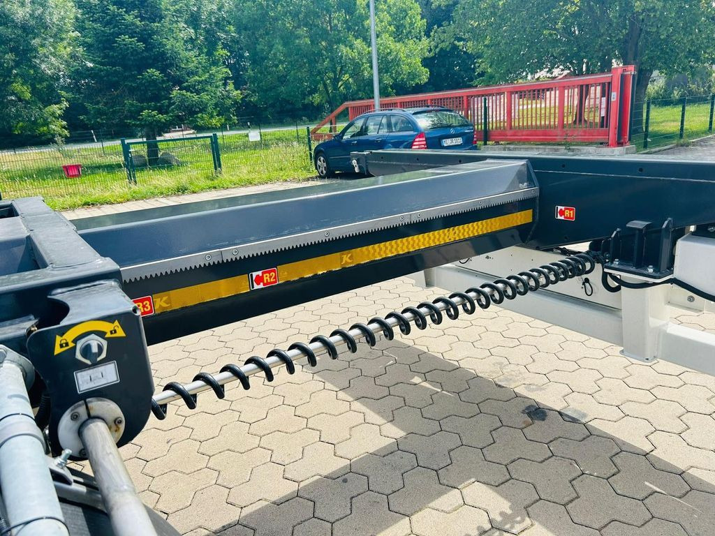 Semi-trailer pengangkut mobil Kässbohrer K.SHG Multi Containerchassis ausziehbar: gambar 7