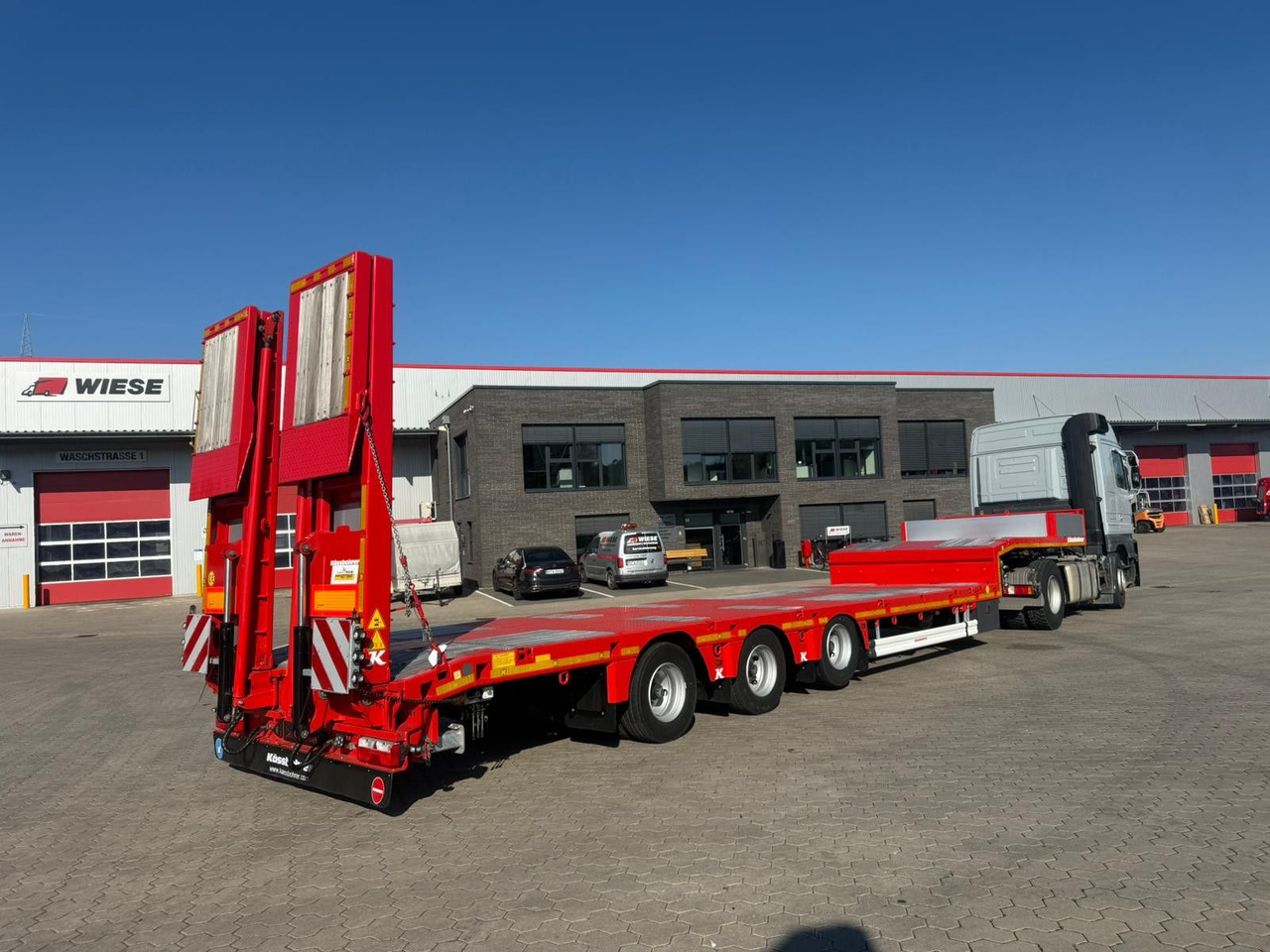 Kässbohrer K.SLA 3 / 1N-18/30 Ausziehbarer Tieflader - Semi-trailer low bed: gambar 3 Kässbohrer K.SLA 3 / 1N-18/30 Ausziehbarer Tieflader - Semi-trailer low bed: gambar 3