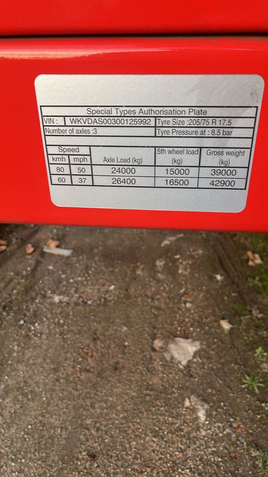 Kässbohrer KSLA RJ Mega Jumbo Tieflader tele Wie Neu - Semi-trailer low bed: gambar 4 Kässbohrer KSLA RJ Mega Jumbo Tieflader tele Wie Neu - Semi-trailer low bed: gambar 4