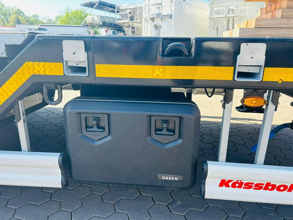 Semi-trailer flatbed baru Kässbohrer Mega Tele HD Plattform Auflieger mit Radmulden Kässbohrer Mega Tele HD Plattform Auflieger mit Radmulden: gambar 9 Semi-trailer flatbed baru Kässbohrer Mega Tele HD Plattform Auflieger mit Radmulden Kässbohrer Mega Tele HD Plattform Auflieger mit Radmulden: gambar 9