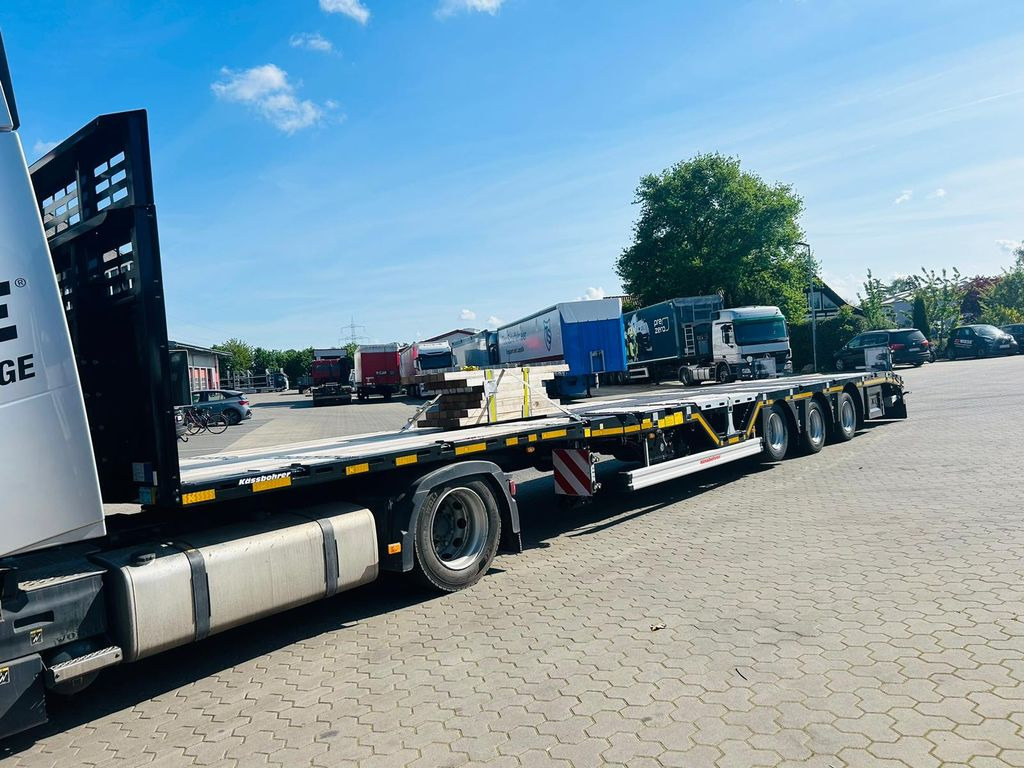 Kässbohrer Mega Tele HD Plattform Auflieger mit Radmulden Kässbohrer Mega Tele HD Plattform Auflieger mit Radmulden - Semi-trailer flatbed: gambar 1 Kässbohrer Mega Tele HD Plattform Auflieger mit Radmulden Kässbohrer Mega Tele HD Plattform Auflieger mit Radmulden - Semi-trailer flatbed: gambar 1