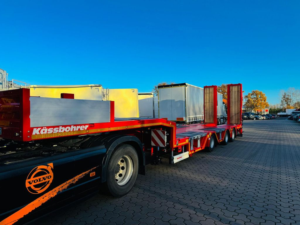 Kässbohrer SLAR3 Ausziehbares Tiefbett mit Radmulden - Semi-trailer low bed: gambar 4 Kässbohrer SLAR3 Ausziehbares Tiefbett mit Radmulden - Semi-trailer low bed: gambar 4