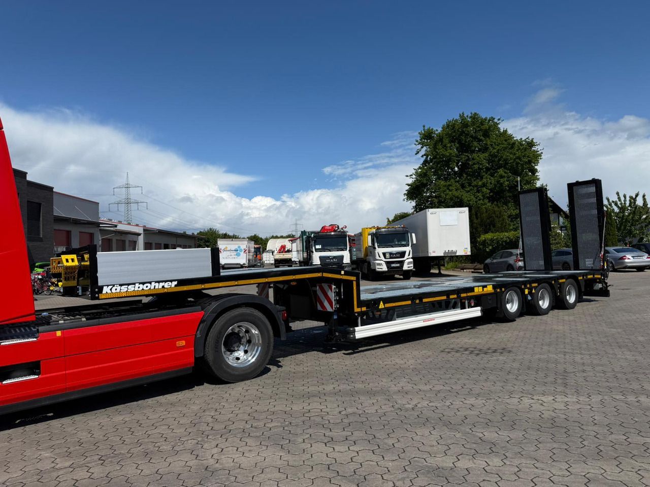 Kässbohrer SLS.HS Tieflader mit hydr. Schwanenhals - Semi-trailer low bed: gambar 5 Kässbohrer SLS.HS Tieflader mit hydr. Schwanenhals - Semi-trailer low bed: gambar 5