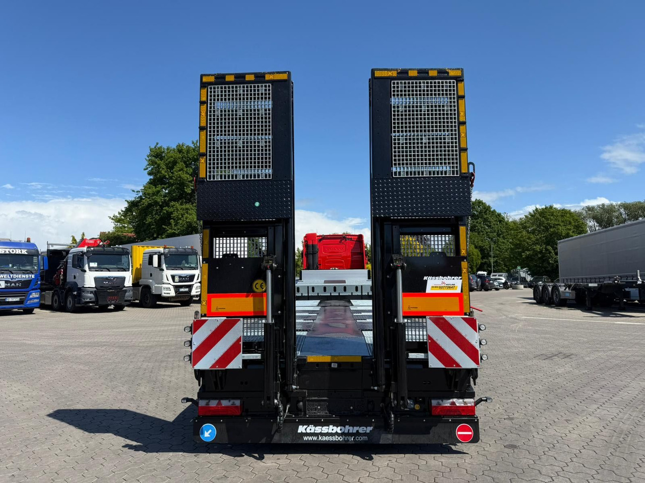 Semi-trailer low bed Kässbohrer SLS.HS Tieflader mit hydr. Schwanenhals: gambar 6