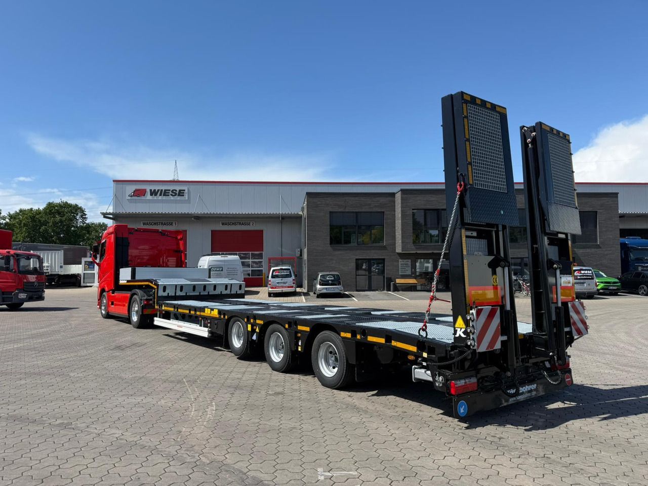 Kässbohrer SLS.HS Tieflader mit hydr. Schwanenhals - Semi-trailer low bed: gambar 1 Kässbohrer SLS.HS Tieflader mit hydr. Schwanenhals - Semi-trailer low bed: gambar 1
