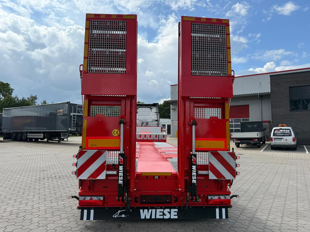Kässbohrer SLS.HS Tieflader mit hydr. Schwanenhals Kässbohrer SLS.HS Tieflader mit hydr. Schwanenhals - Semi-trailer low bed: gambar 5 Kässbohrer SLS.HS Tieflader mit hydr. Schwanenhals Kässbohrer SLS.HS Tieflader mit hydr. Schwanenhals - Semi-trailer low bed: gambar 5