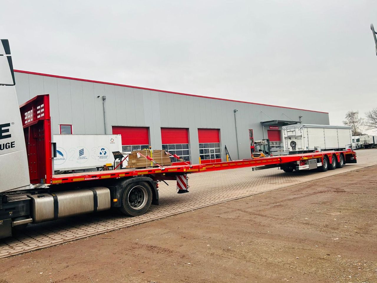 Kässbohrer SPA Mega Tele Plattform Auflieger - Semi-trailer flatbed: gambar 5 Kässbohrer SPA Mega Tele Plattform Auflieger - Semi-trailer flatbed: gambar 5
