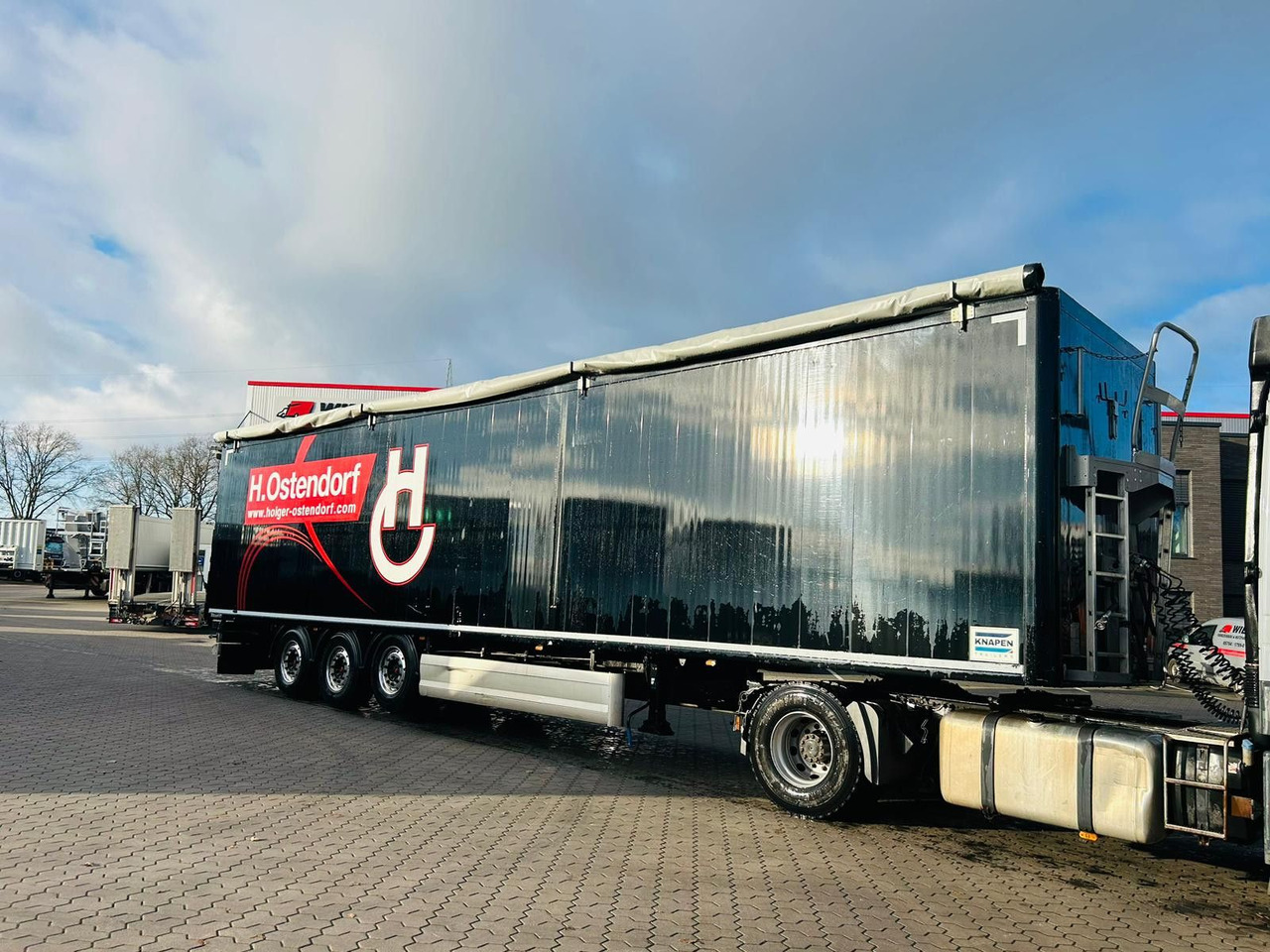 Knapen K100 Schubboden 92m³ Alu Felgen TÜV Plane Neu - Semi-trailer dengan lantai berjalan: gambar 1 Knapen K100 Schubboden 92m³ Alu Felgen TÜV Plane Neu - Semi-trailer dengan lantai berjalan: gambar 1