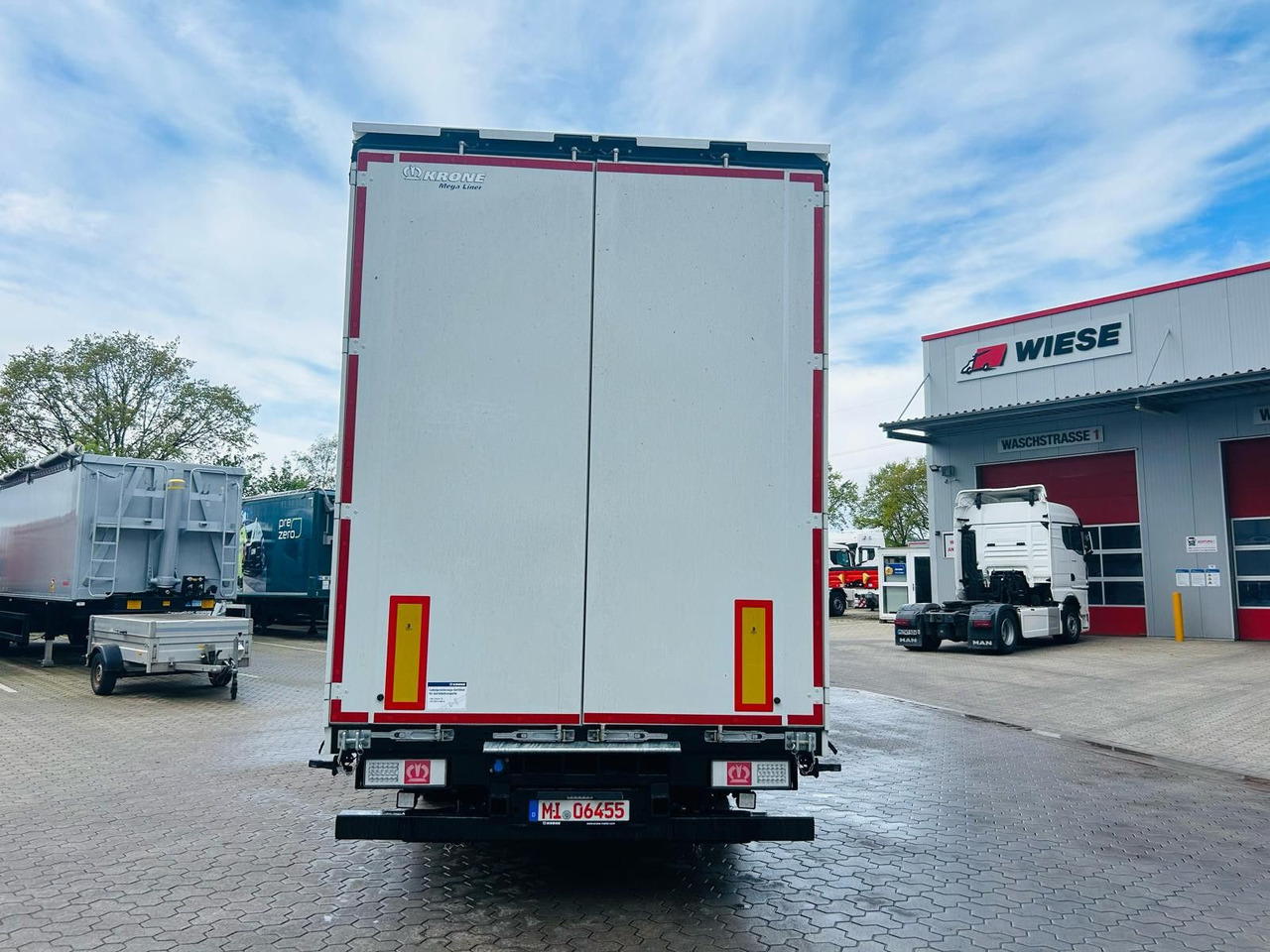 Krone SDP 27 Stufensattel Auflieger mit Spreizheck - Semi-trailer dengan terpal samping: gambar 5 Krone SDP 27 Stufensattel Auflieger mit Spreizheck - Semi-trailer dengan terpal samping: gambar 5