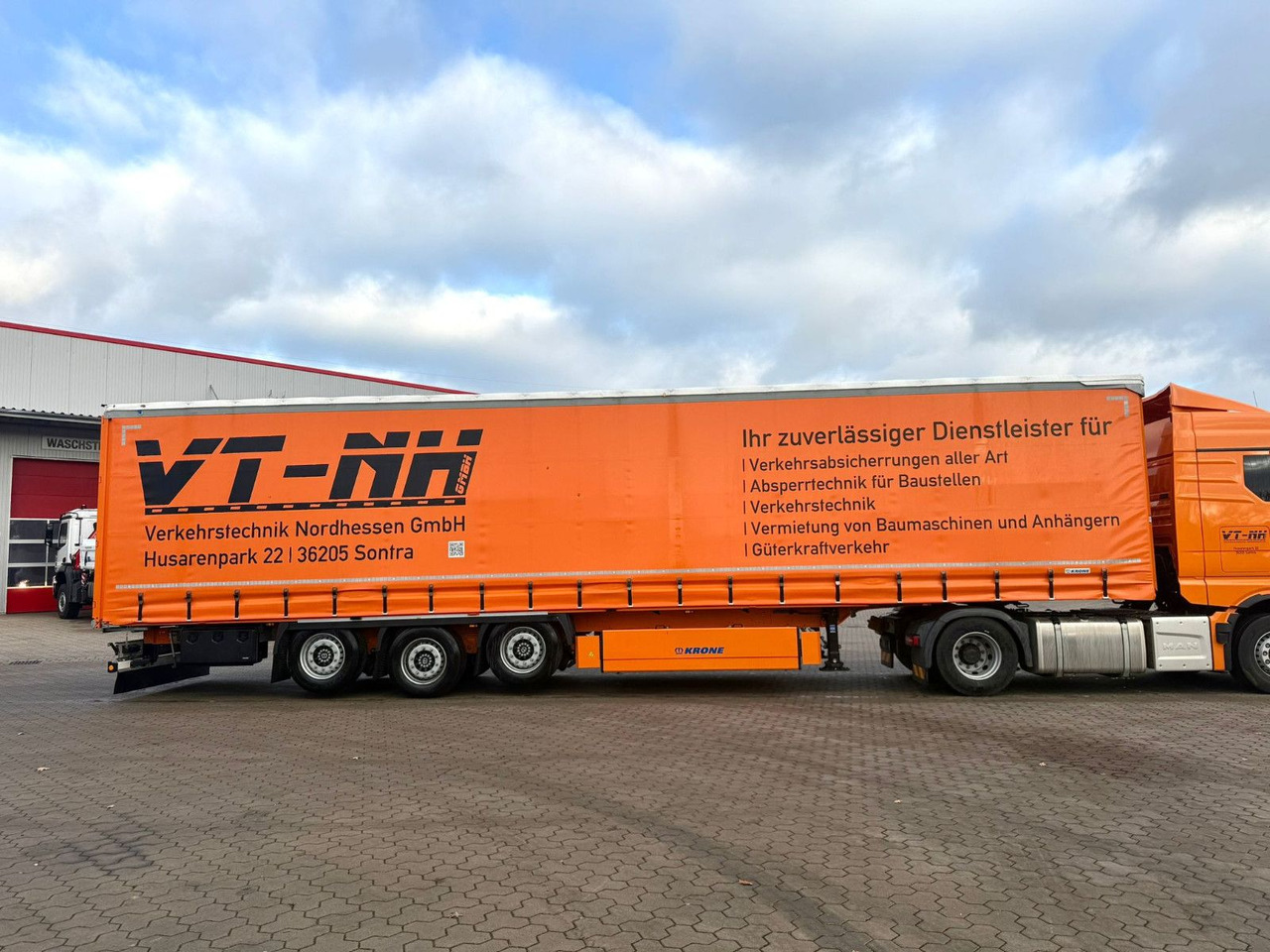 Krone Schiebeplanen Auflieger Wie Neu Code XL - Semi-trailer dengan terpal samping: gambar 3 Krone Schiebeplanen Auflieger Wie Neu Code XL - Semi-trailer dengan terpal samping: gambar 3