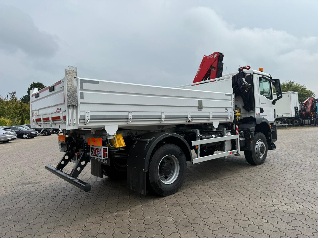 MAN 18.320 4x4 mit Fassi Ladekran Sofort Verfügbar - Truk derek: gambar 4 MAN 18.320 4x4 mit Fassi Ladekran Sofort Verfügbar - Truk derek: gambar 4