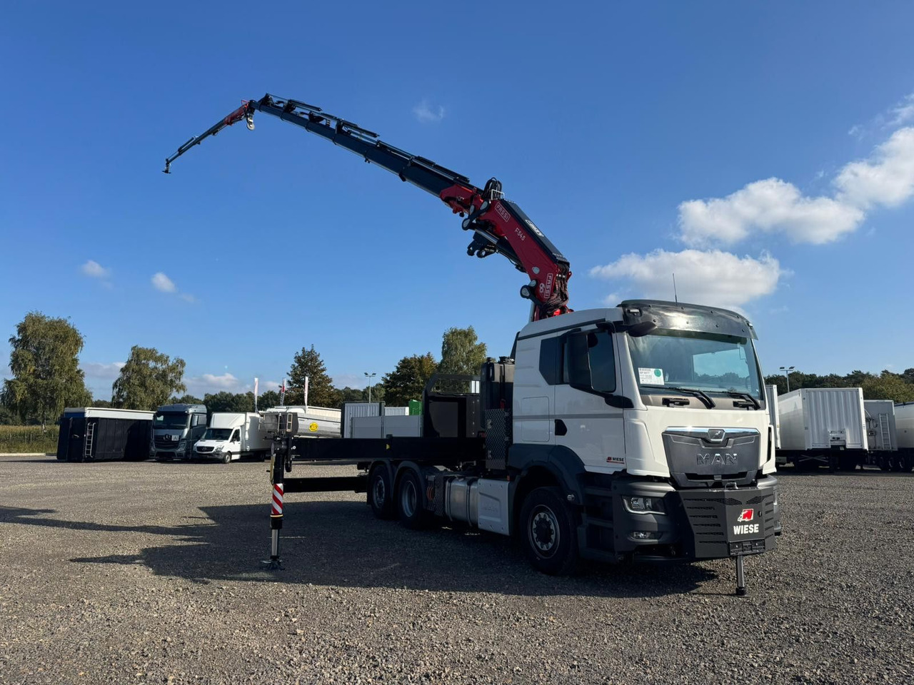 MAN 26.470 6x4-4 Hydrodrive Fassi Kran F545 Jib - Truk flatbed, Truk derek: gambar 3 MAN 26.470 6x4-4 Hydrodrive Fassi Kran F545 Jib - Truk flatbed, Truk derek: gambar 3