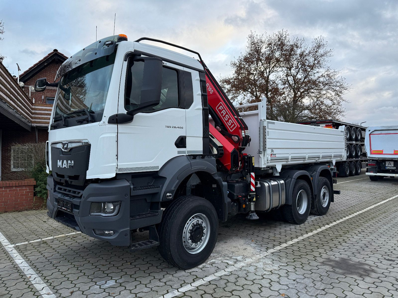 MAN TGS 26.400 6x4 Krankipper Fassi/SOFORT VERFÜGBAR - Truk derek: gambar 3 MAN TGS 26.400 6x4 Krankipper Fassi/SOFORT VERFÜGBAR - Truk derek: gambar 3