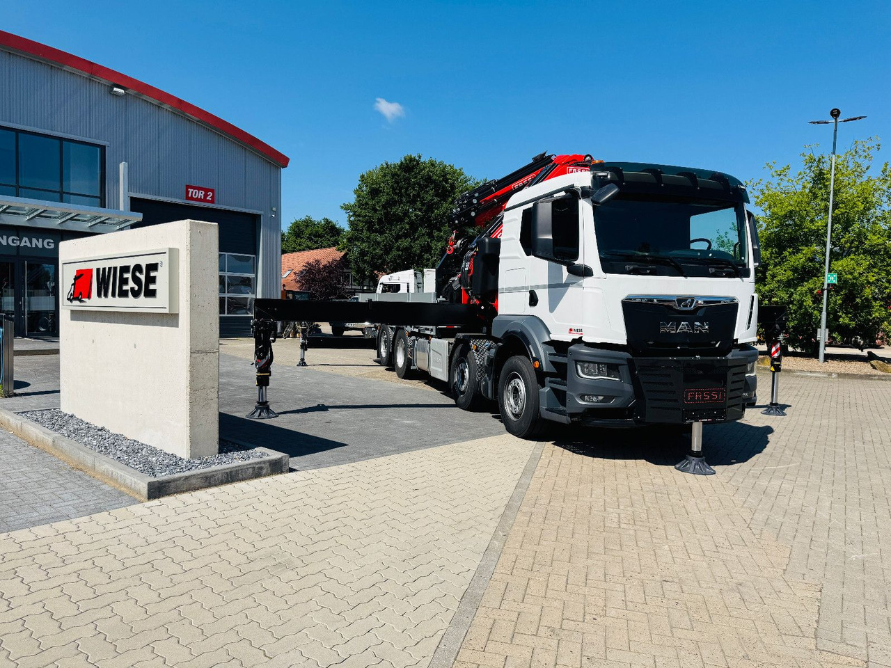 MAN TGS 32.510 mit F710 Frontkran sofort - Truk derek: gambar 2 MAN TGS 32.510 mit F710 Frontkran sofort - Truk derek: gambar 2