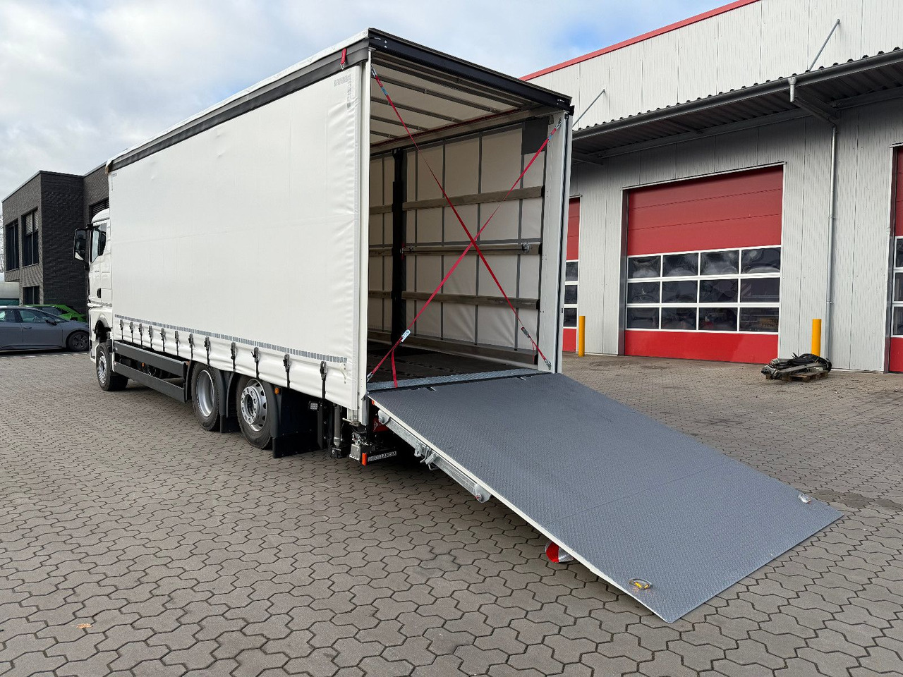 Truk pengangkut mobil MAN TGX 26.440 6x2 LL Schwerlast Ladebordwand/Rampe: gambar 15