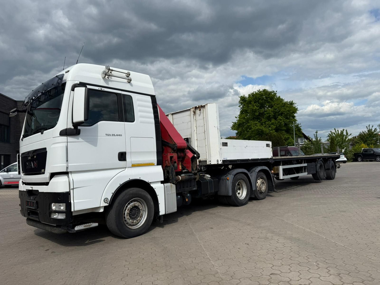 MAN TGX 26.440 6x2 mit HMF 3000-5 Kran - Truk derek: gambar 2 MAN TGX 26.440 6x2 mit HMF 3000-5 Kran - Truk derek: gambar 2