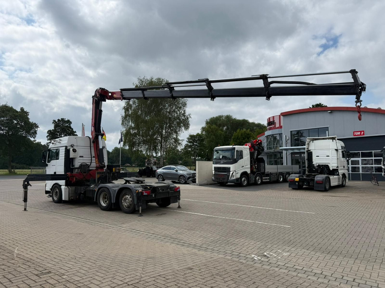 MAN TGX 26.440 6x2 mit HMF 3000-5 Kran TÜV NEU - Truk derek: gambar 3 MAN TGX 26.440 6x2 mit HMF 3000-5 Kran TÜV NEU - Truk derek: gambar 3