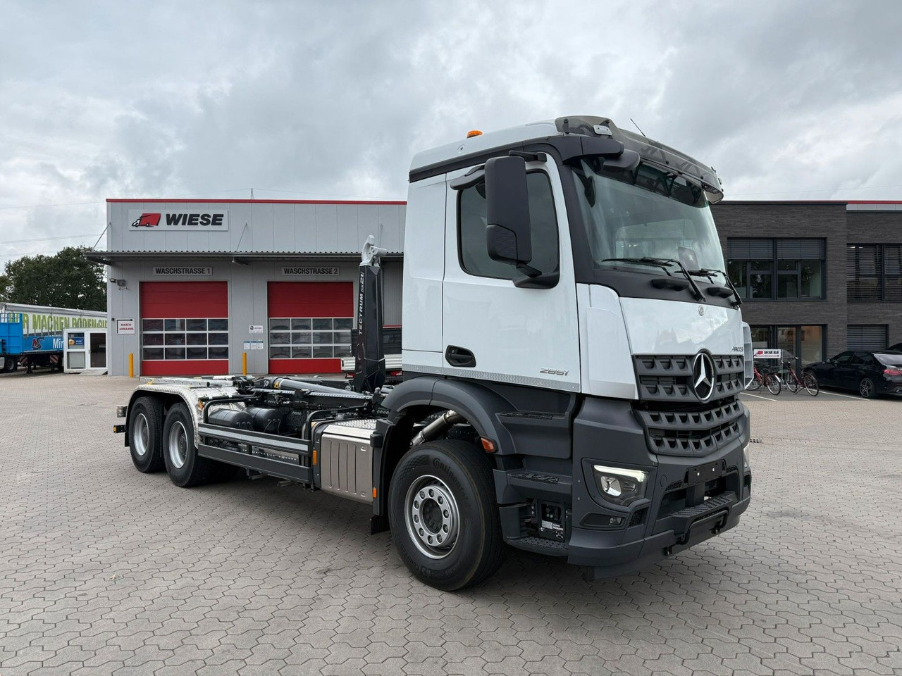 Mercedes-Benz Arocs 5 2651L 6 x4 Meiller RS 2170 - Hook lift: gambar 1 Mercedes-Benz Arocs 5 2651L 6 x4 Meiller RS 2170 - Hook lift: gambar 1