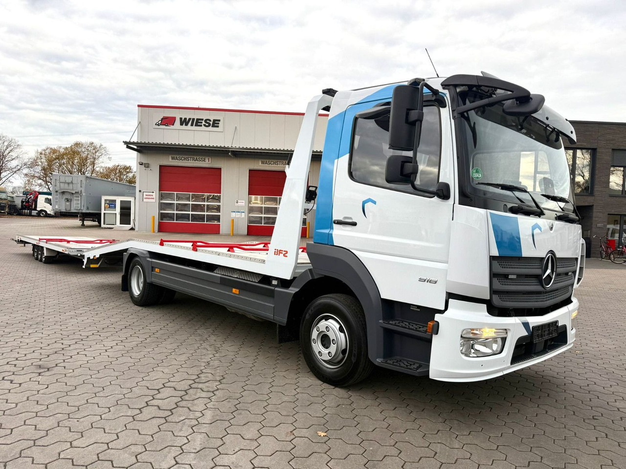 Mercedes-Benz Atego 918L Autotransporter mit BFZ Anhänger - Truk pengangkut mobil: gambar 4 Mercedes-Benz Atego 918L Autotransporter mit BFZ Anhänger - Truk pengangkut mobil: gambar 4