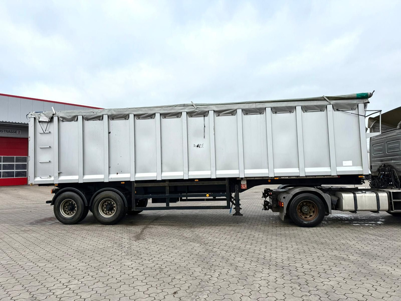 OVA Aluminium Kippmulde 47-50m³ - Semi-trailer jungkit: gambar 3 OVA Aluminium Kippmulde 47-50m³ - Semi-trailer jungkit: gambar 3