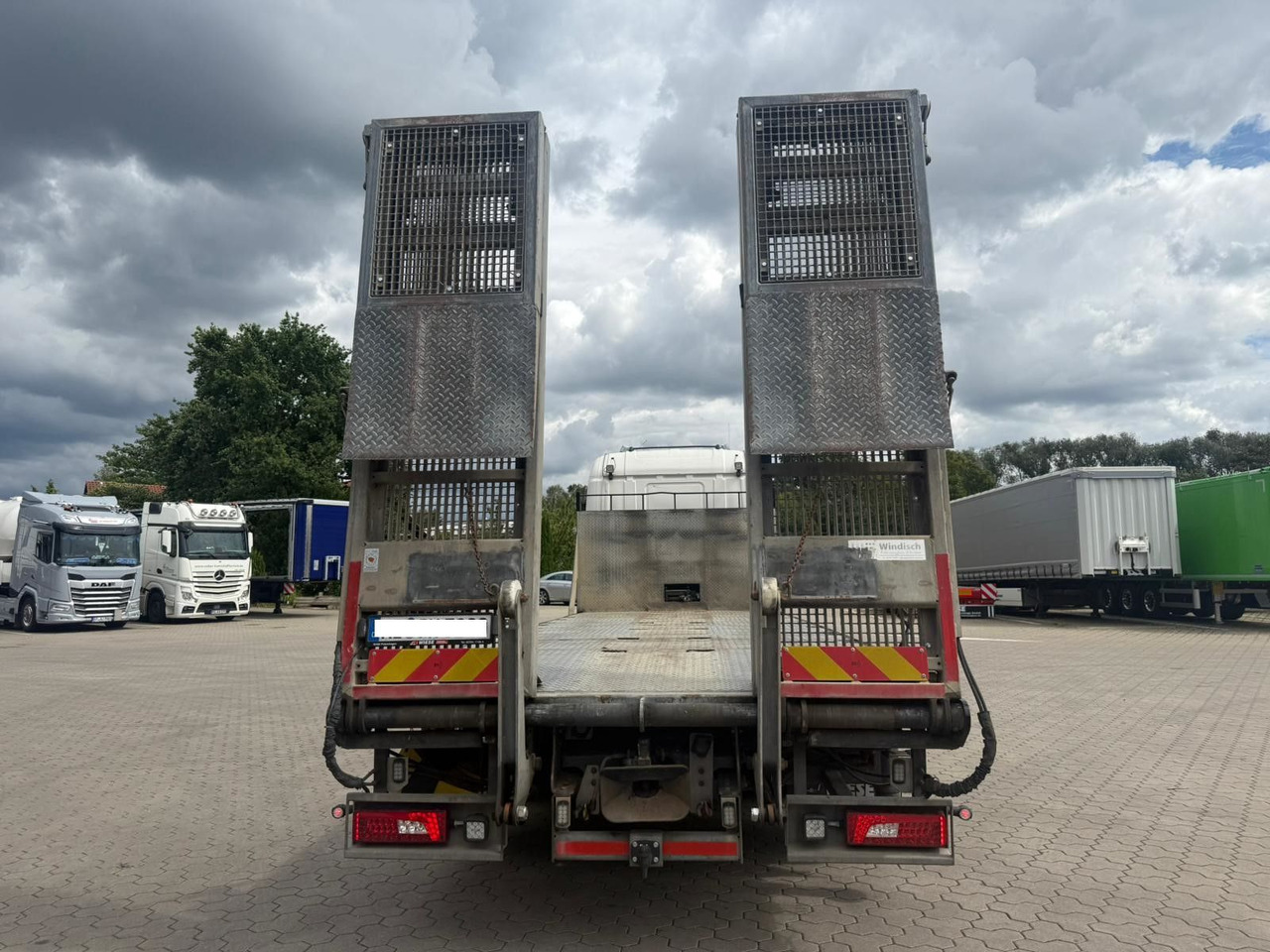 Scania G450 Baumaschinentransporter mit Rampen - Mobil derek: gambar 5 Scania G450 Baumaschinentransporter mit Rampen - Mobil derek: gambar 5
