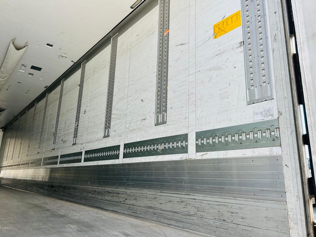 Semi-trailer berpendingin Schmitz Cargobull SKO 24 /L FP 45 Cool Pharma Zertifikat Schmitz Cargobull SKO 24 /L FP 45 Cool Pharma Zertifikat: gambar 9 Semi-trailer berpendingin Schmitz Cargobull SKO 24 /L FP 45 Cool Pharma Zertifikat Schmitz Cargobull SKO 24 /L FP 45 Cool Pharma Zertifikat: gambar 9