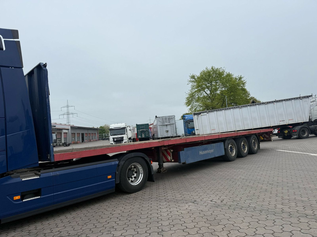 Schwarzmüller SPA 3/E Plattform Auflieger mit Schwerlastwinden - Semi-trailer flatbed: gambar 3 Schwarzmüller SPA 3/E Plattform Auflieger mit Schwerlastwinden - Semi-trailer flatbed: gambar 3
