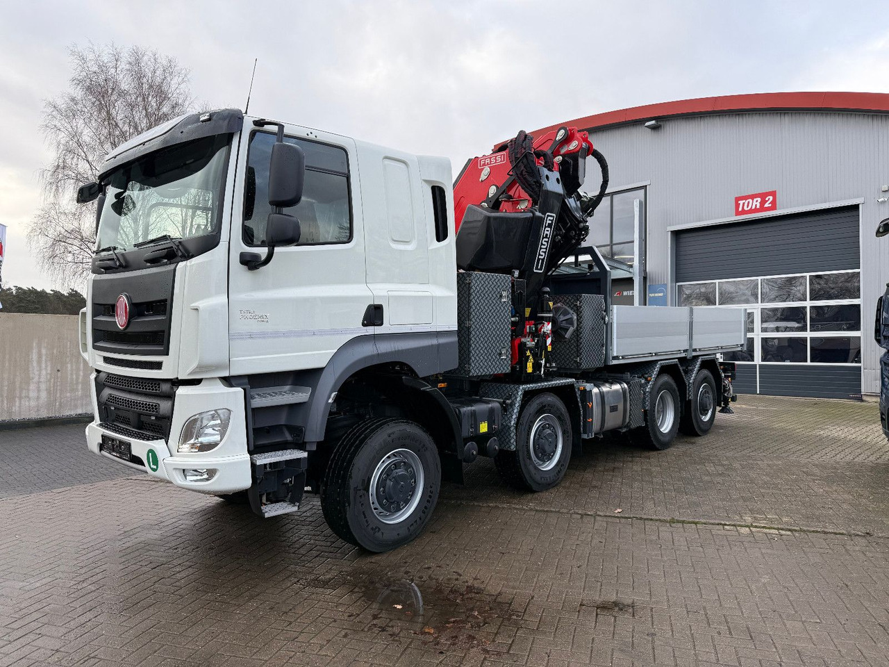 Tatra 41.500 8x8 Phoenix Fassi F710 Kran - Truk flatbed, Truk derek: gambar 1 Tatra 41.500 8x8 Phoenix Fassi F710 Kran - Truk flatbed, Truk derek: gambar 1