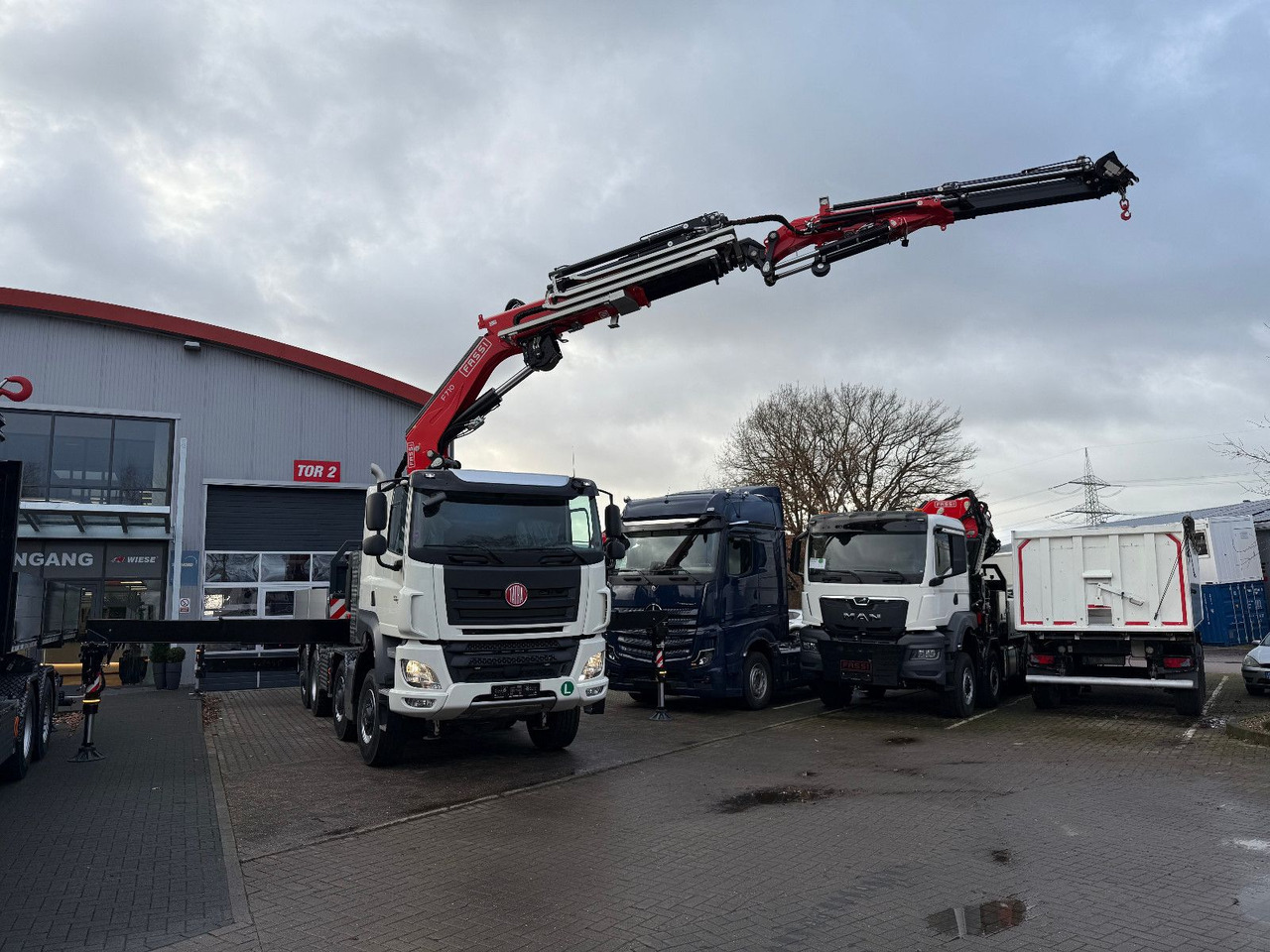 Tatra 41.500 8x8 Phoenix Fassi F710 Kran - Truk flatbed, Truk derek: gambar 2 Tatra 41.500 8x8 Phoenix Fassi F710 Kran - Truk flatbed, Truk derek: gambar 2