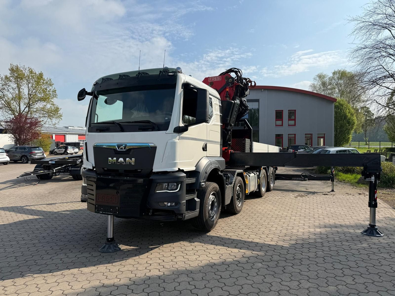 MAN 35.520 8x4 Fassi F800 RA2.28 OHNE ABSTÜTZÜBERWA. - Tractor head: gambar 5 MAN 35.520 8x4 Fassi F800 RA2.28 OHNE ABSTÜTZÜBERWA. - Tractor head: gambar 5