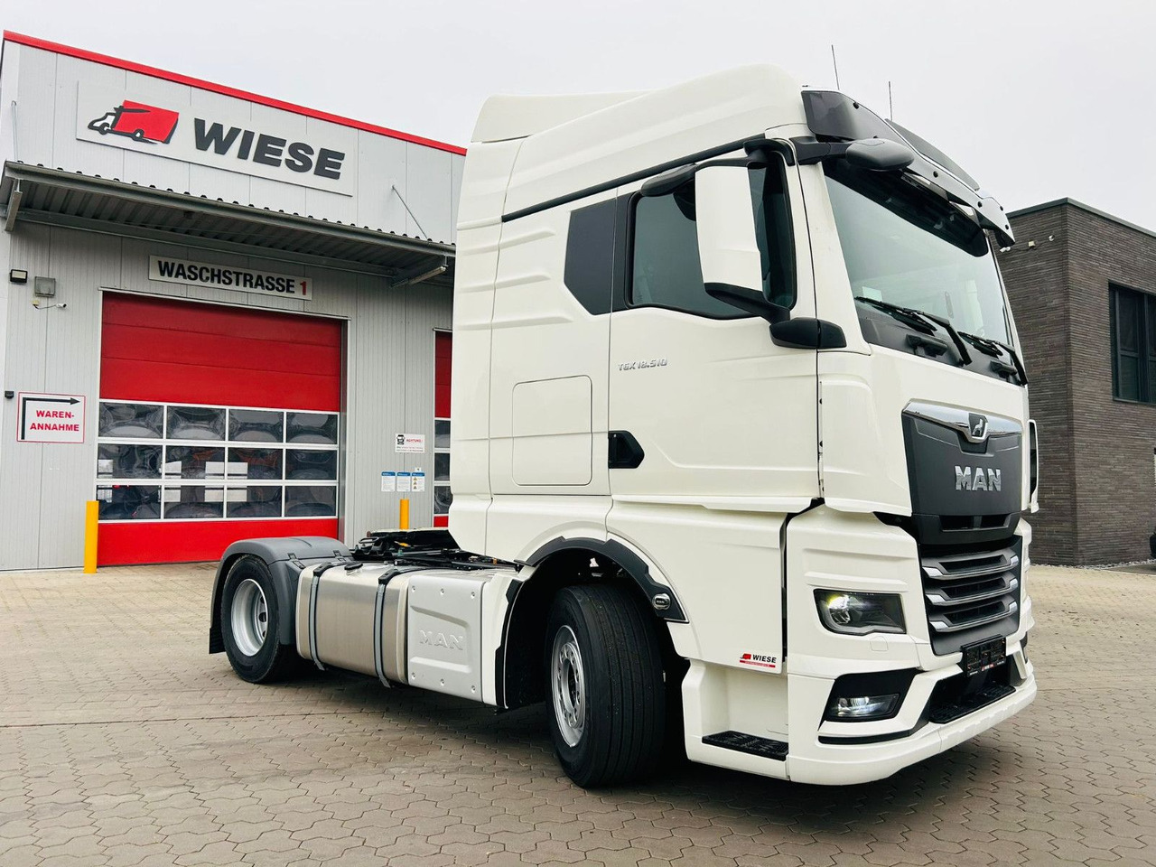 MAN TGX 18.510 4x2 BL Sofort Verfügbar - Tractor head: gambar 2 MAN TGX 18.510 4x2 BL Sofort Verfügbar - Tractor head: gambar 2