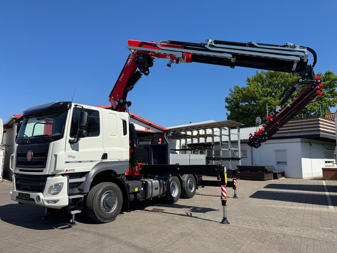Tatra 6x6x6 Phoenix Fassi F545RA.2.27 L214 V20 - Truk, Truk derek: gambar 3 Tatra 6x6x6 Phoenix Fassi F545RA.2.27 L214 V20 - Truk, Truk derek: gambar 3
