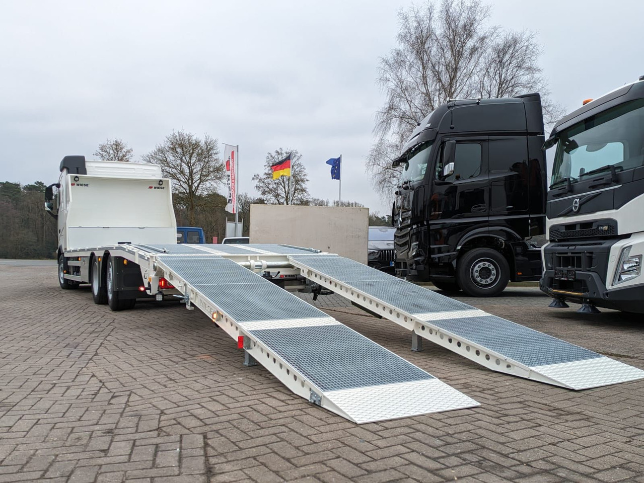 Volvo FH 420 Maschinentransporter Rampennen. - Mobil derek: gambar 5 Volvo FH 420 Maschinentransporter Rampennen. - Mobil derek: gambar 5