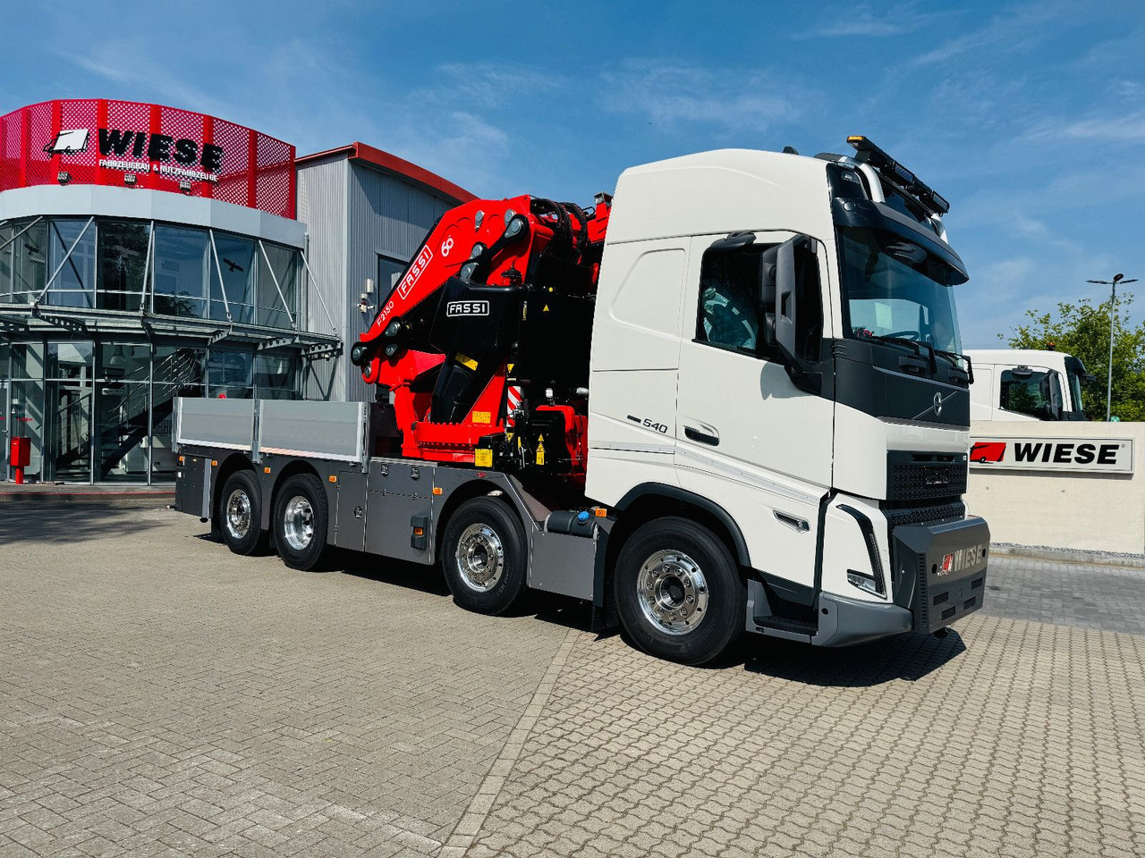 Volvo FH 540 mit Fassi F2150RAL Fly Jib + Winde - Truk flatbed, Truk derek: gambar 3 Volvo FH 540 mit Fassi F2150RAL Fly Jib + Winde - Truk flatbed, Truk derek: gambar 3