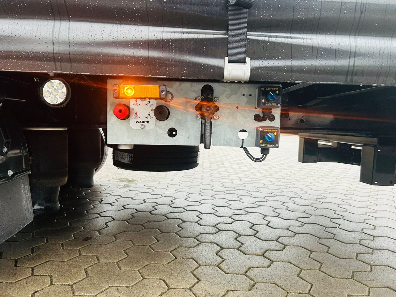 Wiese Gabelstaplertransporter Mega mit Rampen - Semi-trailer low bed: gambar 5 Wiese Gabelstaplertransporter Mega mit Rampen - Semi-trailer low bed: gambar 5
