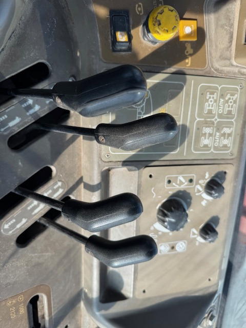 CASE MXM155 - Traktor: gambar 5 CASE MXM155 - Traktor: gambar 5