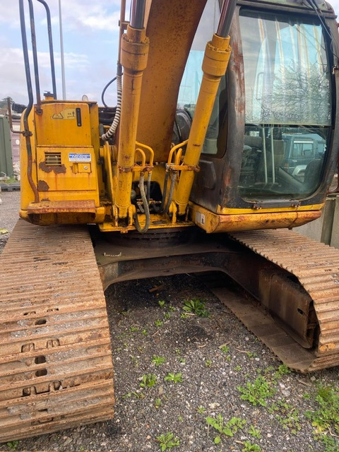 JCB JS130 - Ekskavator perayap: gambar 1 JCB JS130 - Ekskavator perayap: gambar 1